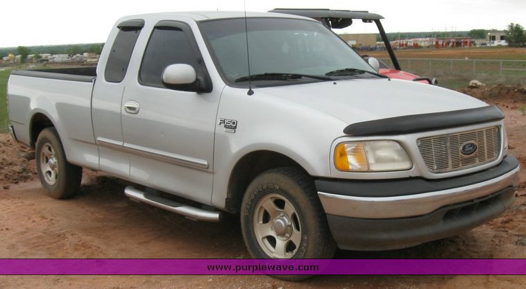 image for item 6318 2000 Ford F150 pickup truck