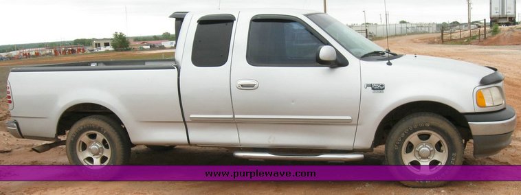 image for item 6318 2000 Ford F150 pickup truck