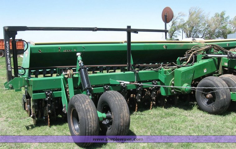 image for item 6510 1997 Great Plains 3010NT 30' no-till drill