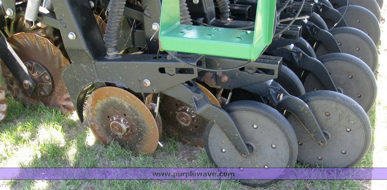 image for item 6510 1997 Great Plains 3010NT 30' no-till drill