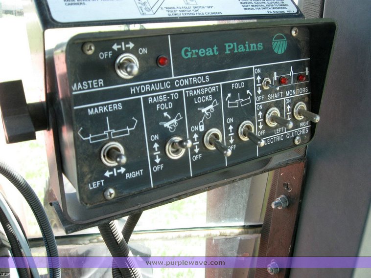 image for item 6510 1997 Great Plains 3010NT 30' no-till drill