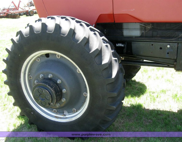 image for item 6511 1991 Case IH 7140 MFWD tractor with autosteer