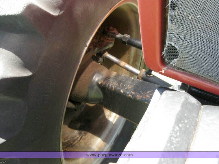 image for item 6511 1991 Case IH 7140 MFWD tractor with autosteer