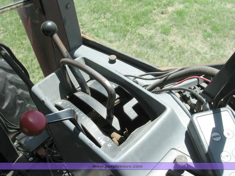 image for item 6511 1991 Case IH 7140 MFWD tractor with autosteer