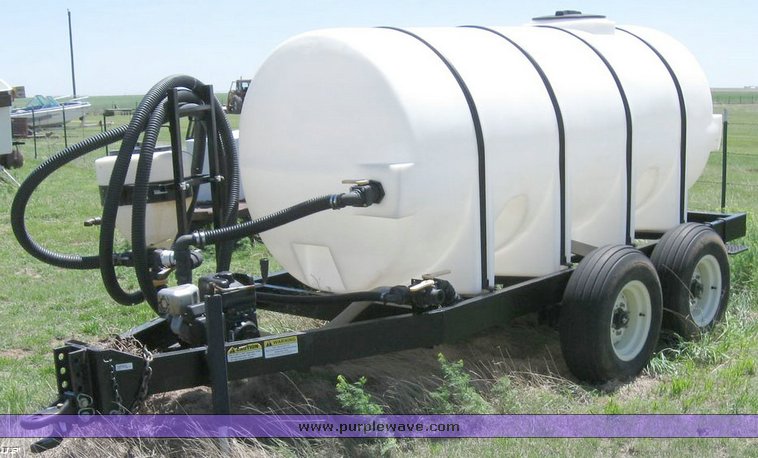 image for item 6513 Wylie 1,000 gallon nurse tank