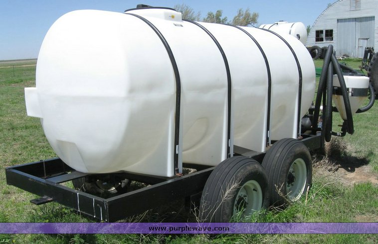 image for item 6513 Wylie 1,000 gallon nurse tank