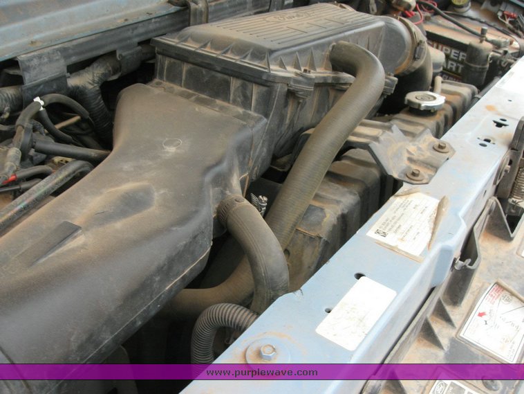 image for item 6631 1992 Ford Econoline E150