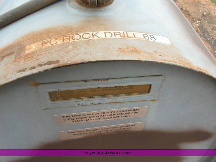 image for item 6633 Bulk oil tank dispenser