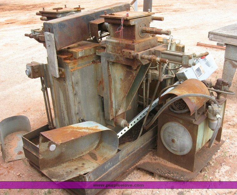 image for item 6660 Setco slot cutting machine