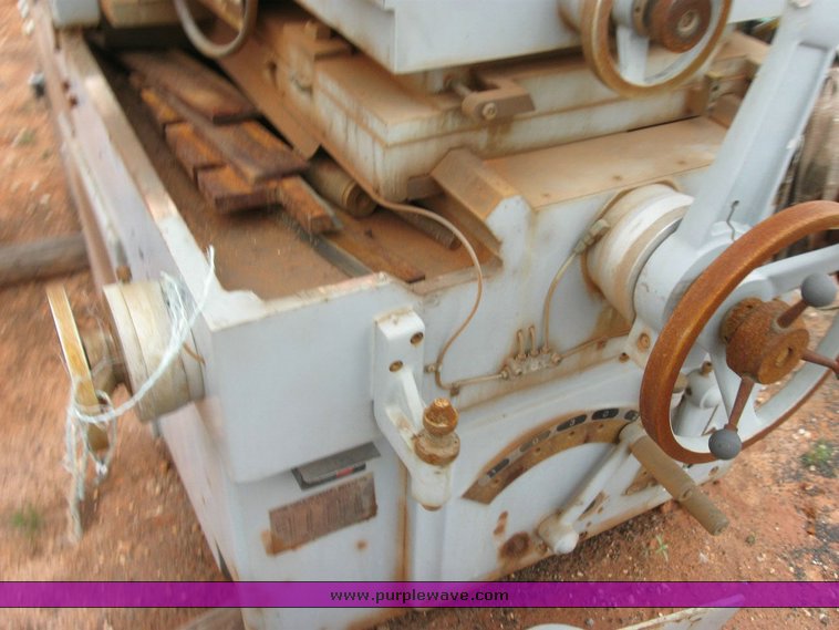 image for item 6673 Hermes RC-18 centerless grinder