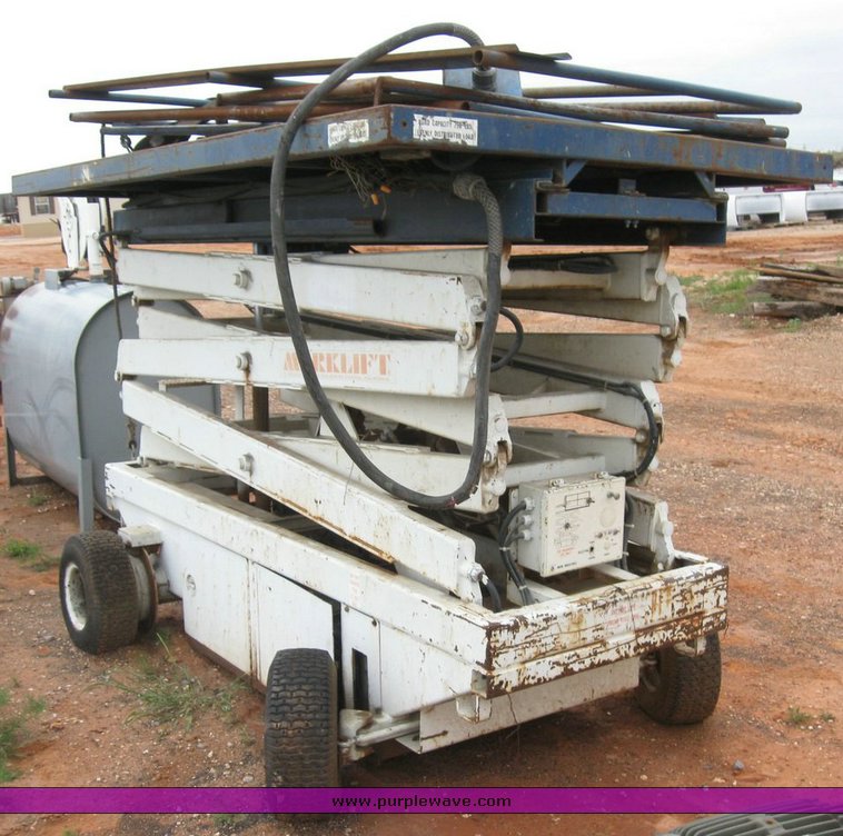 image for item 6675 Mark Lift scissor lift