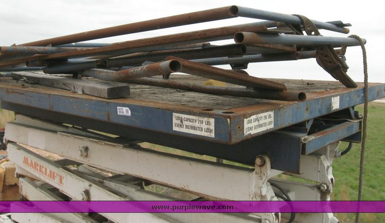 image for item 6675 Mark Lift scissor lift
