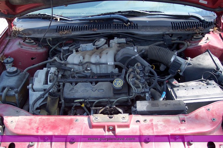 image for item 1406 1998 Ford Taurus SE station wagon