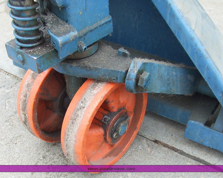 image for item 2127 Blue Giant pallet jack