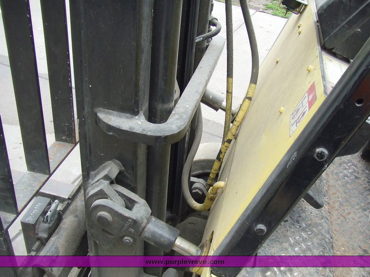 image for item 2129 1984 Hyster E30XL electric forklift