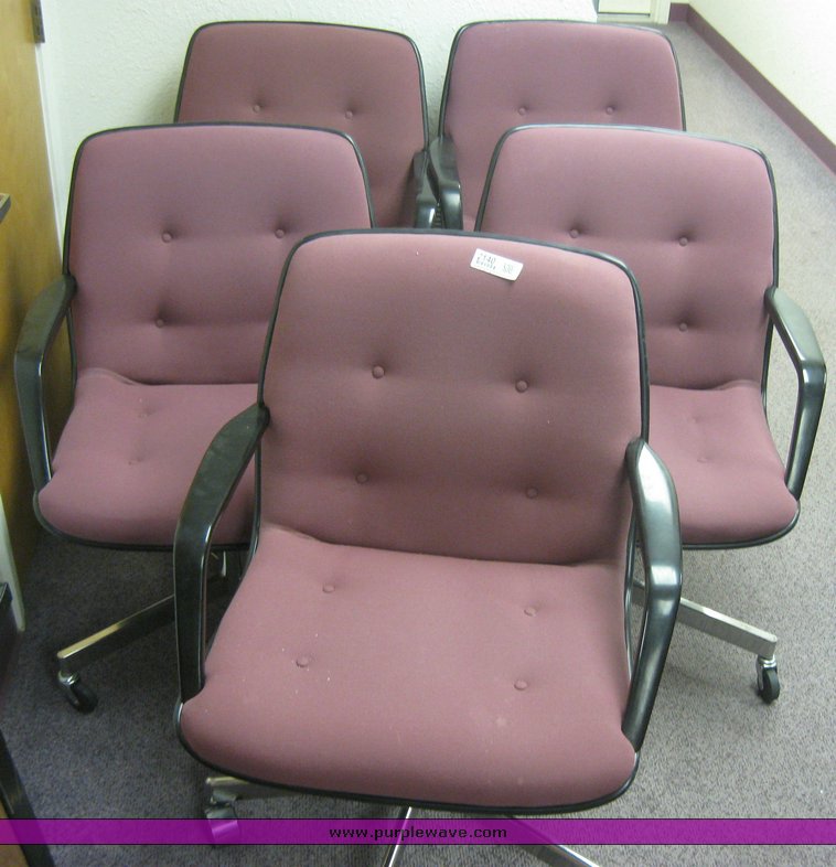 image for item 2140 (5) office chairs