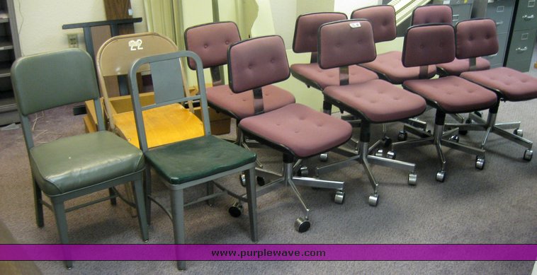 image for item 2141 (8) office chairs on casters