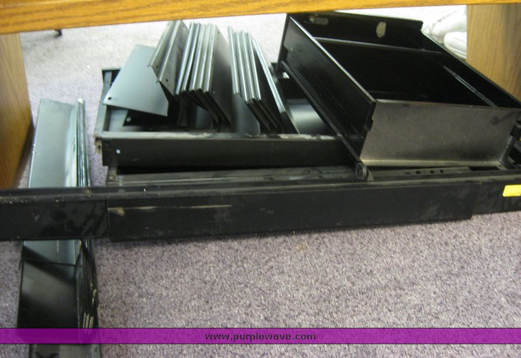 image for item 2142 Assorted office modular furniture