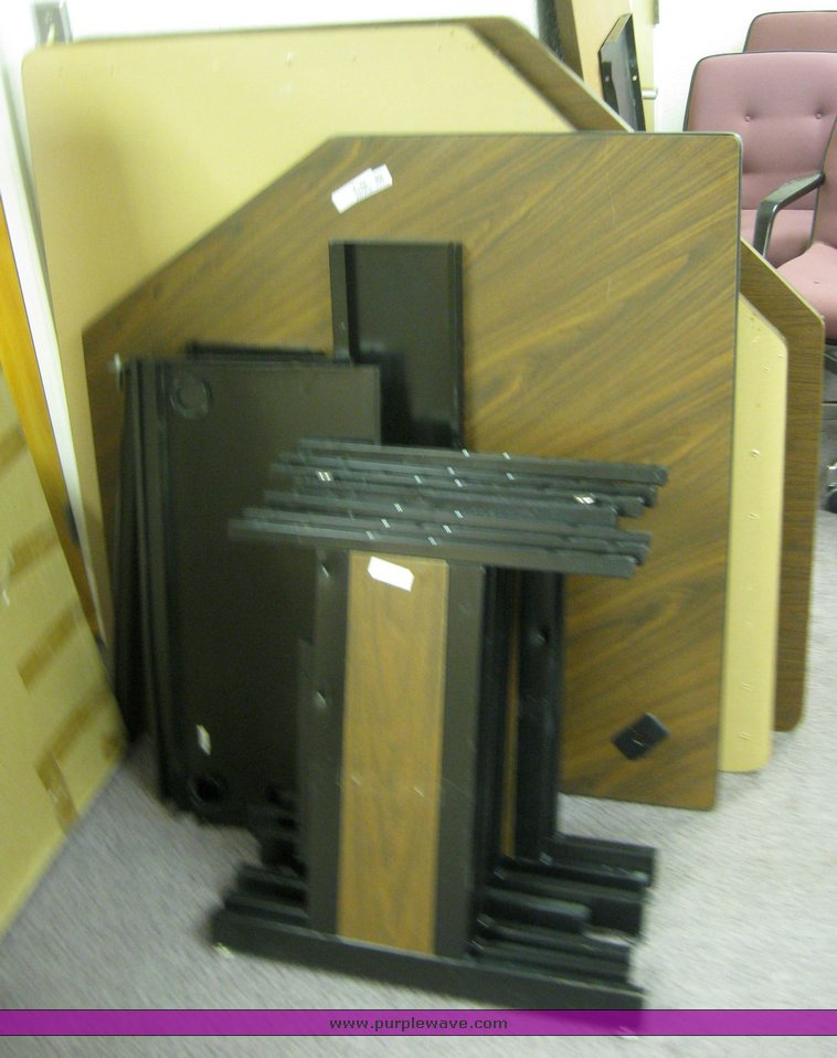 image for item 2148 Office desk unit and assorted modular office supplies