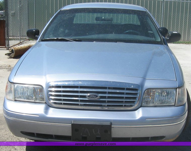 image for item 2251 1998 Ford Crown Victoria Police Interceptor