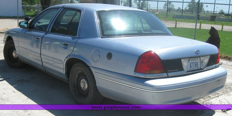 image for item 2251 1998 Ford Crown Victoria Police Interceptor