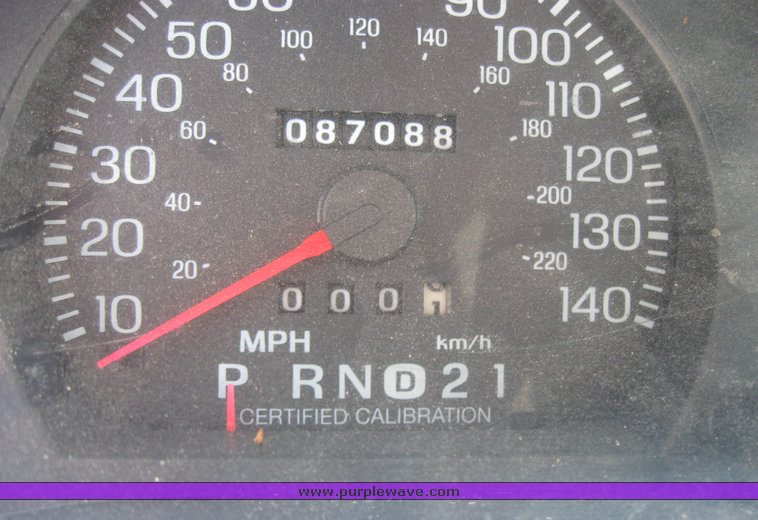 image for item 2251 1998 Ford Crown Victoria Police Interceptor