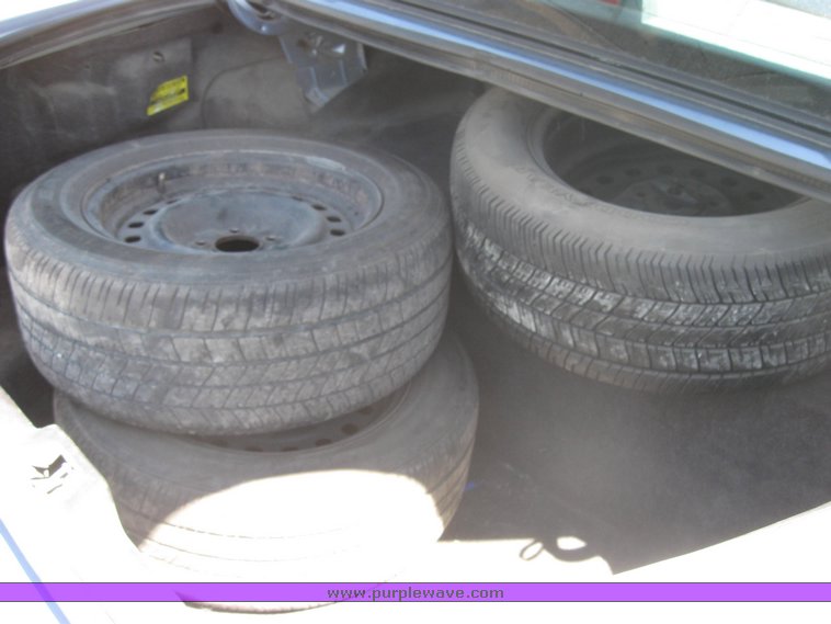 image for item 2251 1998 Ford Crown Victoria Police Interceptor