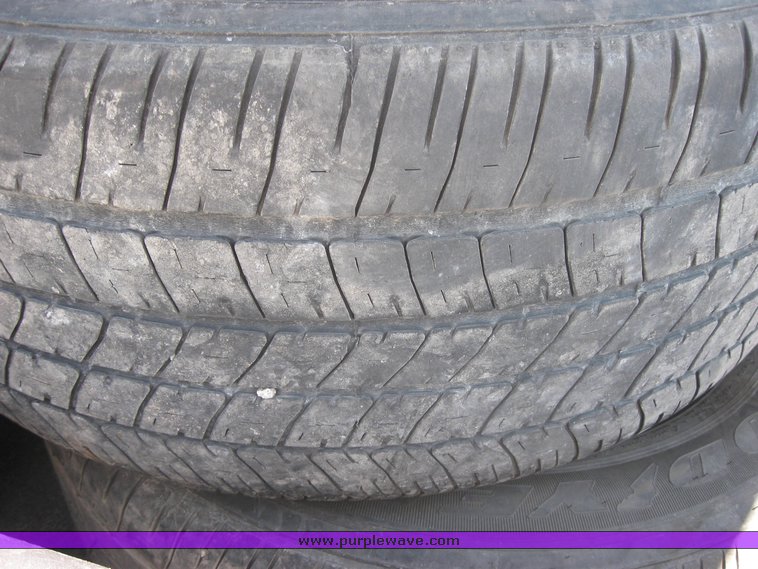 image for item 2251 1998 Ford Crown Victoria Police Interceptor