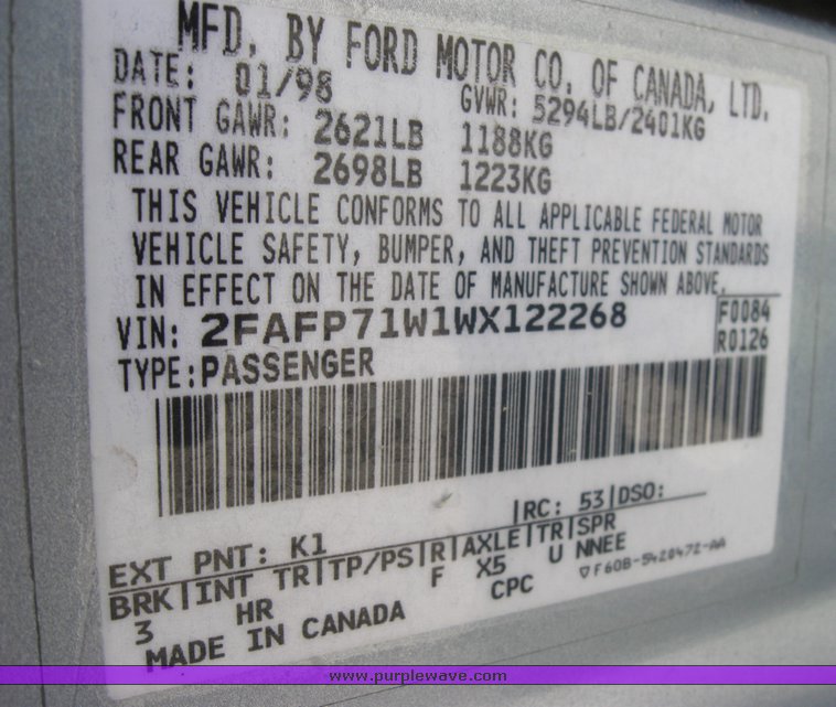 image for item 2251 1998 Ford Crown Victoria Police Interceptor