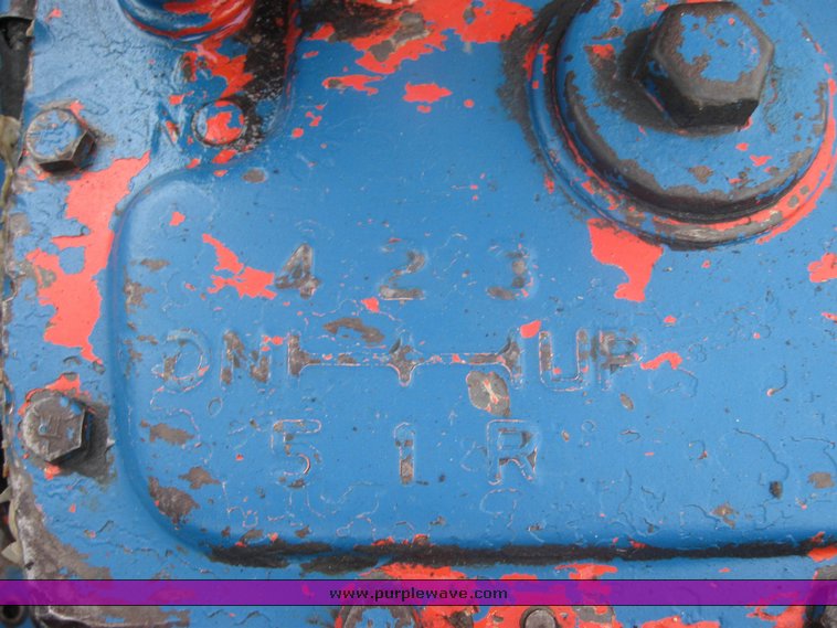 image for item 2458 1962 Ford 901 work master tractor