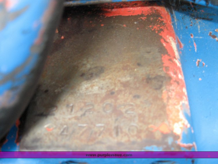 image for item 2458 1962 Ford 901 work master tractor