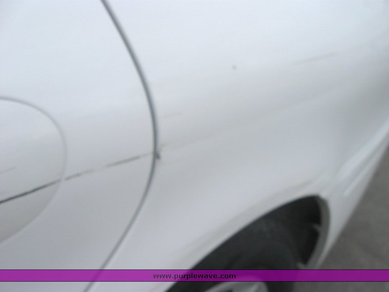 image for item 2496 2006 Ford Taurus SE