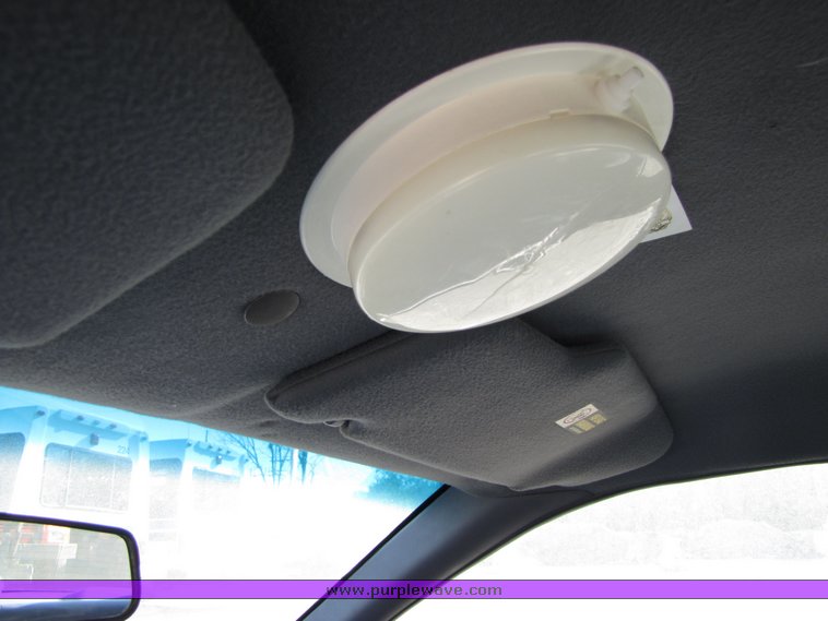 image for item 3070 1999 Ford Crown Victoria Police Interceptor