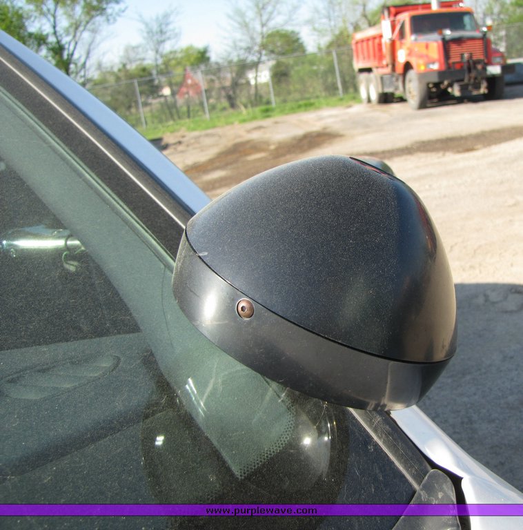 image for item 3070 1999 Ford Crown Victoria Police Interceptor