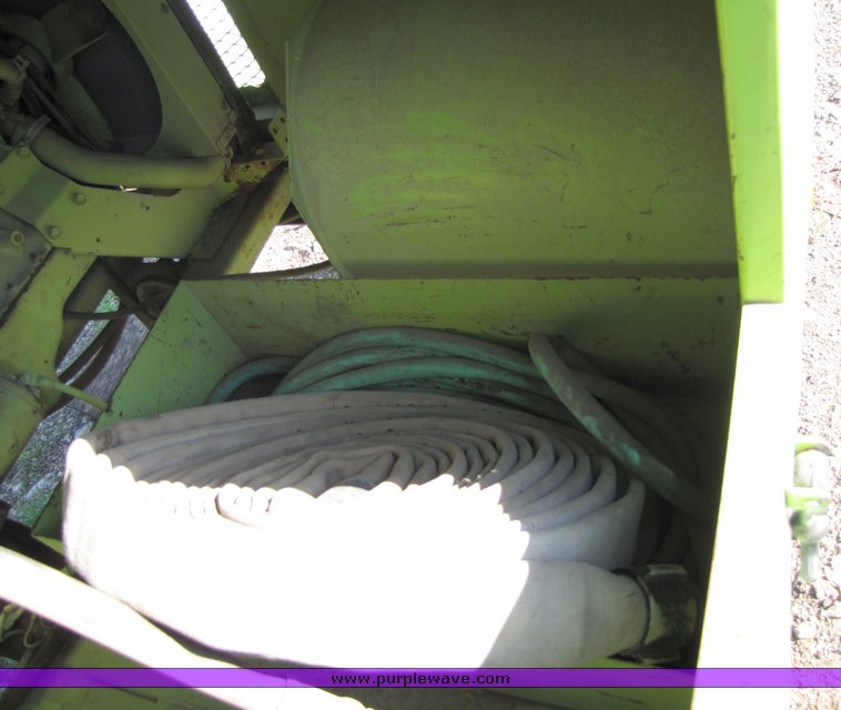 image for item 3072 1986 Myers FamJet flusher trailer