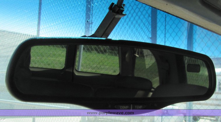 image for item 4305 1998 Chevrolet K1500 suburban