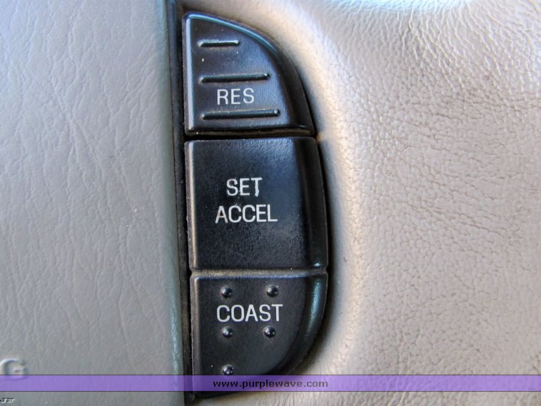 image for item 4306 2000 Ford Excursion XLT