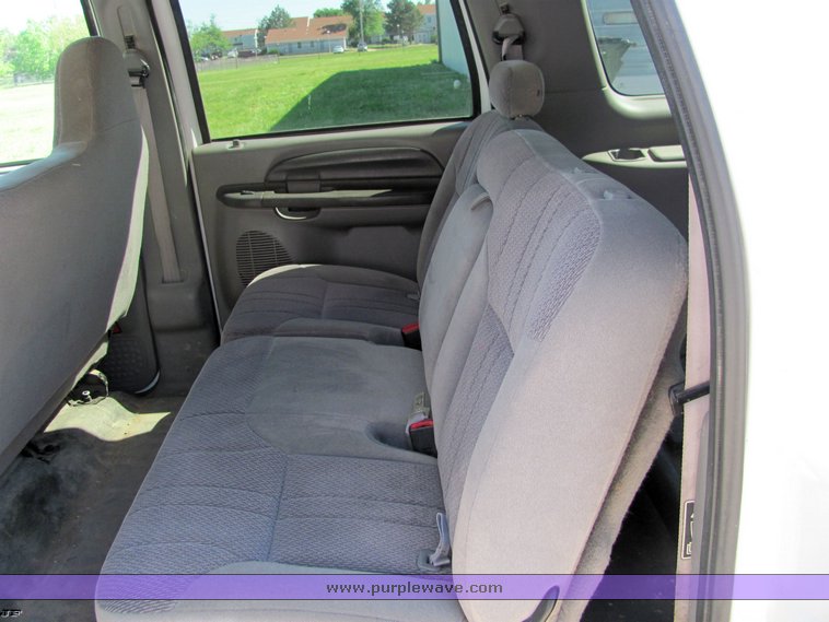 image for item 4306 2000 Ford Excursion XLT