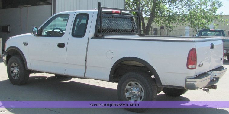 image for item 4307 1999 Ford F-250 four door extended cab pickup