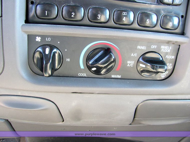 image for item 4307 1999 Ford F-250 four door extended cab pickup