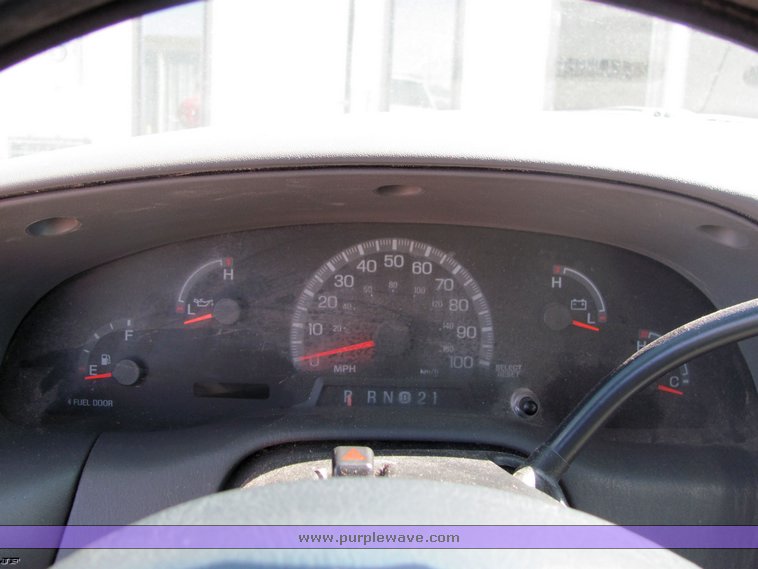 image for item 4307 1999 Ford F-250 four door extended cab pickup