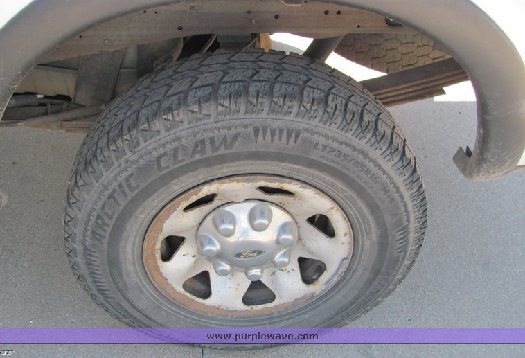 image for item 4307 1999 Ford F-250 four door extended cab pickup