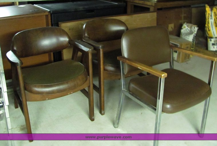 image for item 4423 (41) assorted chairs