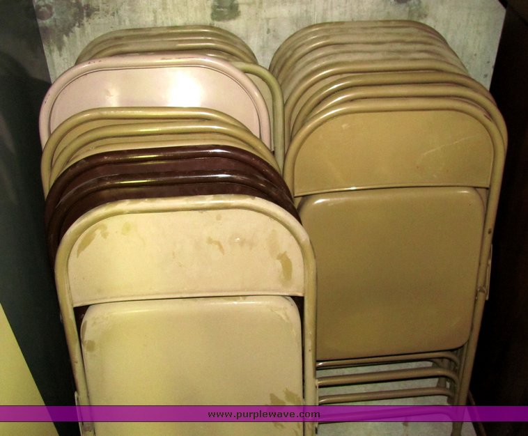 image for item 4443 Assorted furniture