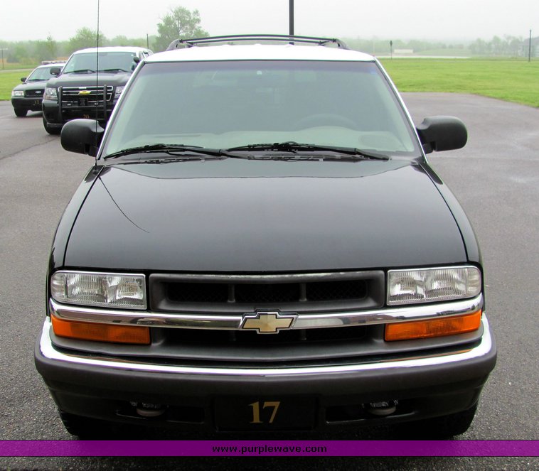 image for item 4446 2000 Chevrolet Blazer