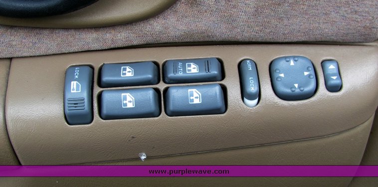 image for item 4446 2000 Chevrolet Blazer