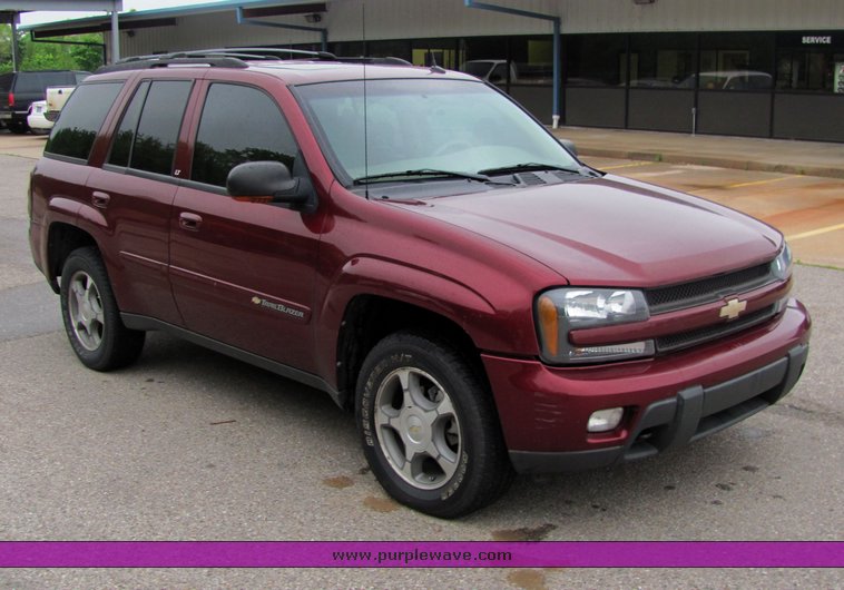 image for item 4452 2004 Chevrolet Trailblazer