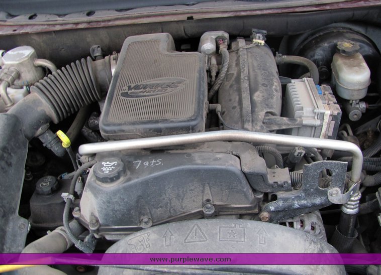 image for item 4452 2004 Chevrolet Trailblazer