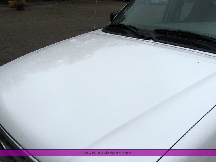 image for item 4454 2000 Ford Explorer XL