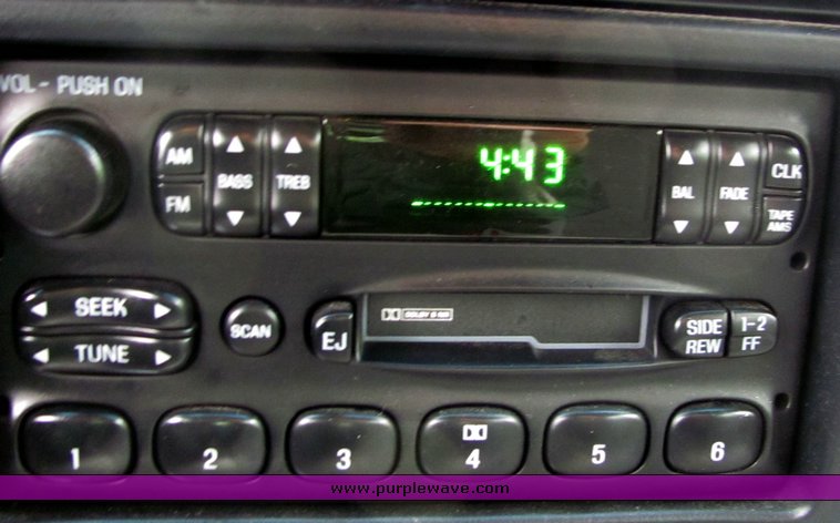 image for item 4454 2000 Ford Explorer XL